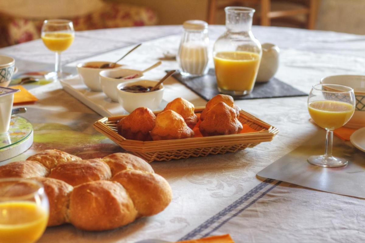 مبيت وإفطار Montceau-et-Echarnant Ferme Du Pigeonnier المظهر الخارجي الصورة